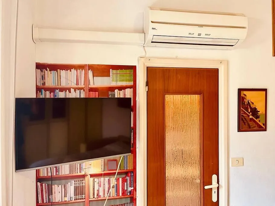 Apartment Cozy Studio 3 Minute Walk To Sea And Center Rapallo